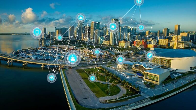 Di Balik Layar Internet: Siapa yang Sebenarnya Menggerakkan Dunia Digital Anda?